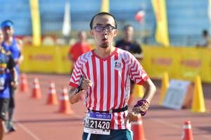 BIB: 21420
                            <button type="button" onclick="openModal(3572493)" class="btn btn-primary btn-sm float-right btn-popup" data-toggle="modal" data-target=".modal-high-quality">
                        <i class="fas fa-shopping-cart"></i> Add to Cart
                    </button>
                                            <button type="button" onclick="isThisMe(3572493, true)" class="btn btn-success btn-sm float-right btn-popup btn-isme hidden" data-toggle="tooltip" data-placement="bottom" title="นี่คือรูปของคุณใช่ไหม คลิกที่นี่เพื่อเอาเข้าอัลบั้ม">
                        <i class="fas fa-plus"></i> Add to album
                    </button>
                    <button type="button" onclick="isThisMe(3572493, false)" class="btn btn-warning btn-sm float-right btn-popup btn-isnotme hidden">
                        <i class="fas fa-ban"></i> Remove from album
                    </button>