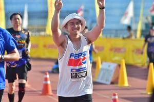 BIB: 20901
                            <button type="button" onclick="openModal(3570498)" class="btn btn-primary btn-sm float-right btn-popup" data-toggle="modal" data-target=".modal-high-quality">
                        <i class="fas fa-shopping-cart"></i> Add to Cart
                    </button>
                                            <button type="button" onclick="isThisMe(3570498, true)" class="btn btn-success btn-sm float-right btn-popup btn-isme hidden" data-toggle="tooltip" data-placement="bottom" title="นี่คือรูปของคุณใช่ไหม คลิกที่นี่เพื่อเอาเข้าอัลบั้ม">
                        <i class="fas fa-plus"></i> Add to album
                    </button>
                    <button type="button" onclick="isThisMe(3570498, false)" class="btn btn-warning btn-sm float-right btn-popup btn-isnotme hidden">
                        <i class="fas fa-ban"></i> Remove from album
                    </button>