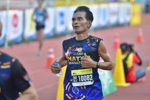 BIB: 10082
                            <button type="button" onclick="openModal(3532854)" class="btn btn-primary btn-sm float-right btn-popup" data-toggle="modal" data-target=".modal-high-quality">
                        <i class="fas fa-shopping-cart"></i> Add to Cart
                    </button>
                                            <button type="button" onclick="isThisMe(3532854, true)" class="btn btn-success btn-sm float-right btn-popup btn-isme hidden" data-toggle="tooltip" data-placement="bottom" title="นี่คือรูปของคุณใช่ไหม คลิกที่นี่เพื่อเอาเข้าอัลบั้ม">
                        <i class="fas fa-plus"></i> Add to album
                    </button>
                    <button type="button" onclick="isThisMe(3532854, false)" class="btn btn-warning btn-sm float-right btn-popup btn-isnotme hidden">
                        <i class="fas fa-ban"></i> Remove from album
                    </button>