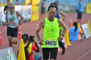 BIB: 11048
                            <button type="button" onclick="openModal(3532368)" class="btn btn-primary btn-sm float-right btn-popup" data-toggle="modal" data-target=".modal-high-quality">
                        <i class="fas fa-shopping-cart"></i> Add to Cart
                    </button>
                                            <button type="button" onclick="isThisMe(3532368, true)" class="btn btn-success btn-sm float-right btn-popup btn-isme hidden" data-toggle="tooltip" data-placement="bottom" title="นี่คือรูปของคุณใช่ไหม คลิกที่นี่เพื่อเอาเข้าอัลบั้ม">
                        <i class="fas fa-plus"></i> Add to album
                    </button>
                    <button type="button" onclick="isThisMe(3532368, false)" class="btn btn-warning btn-sm float-right btn-popup btn-isnotme hidden">
                        <i class="fas fa-ban"></i> Remove from album
                    </button>