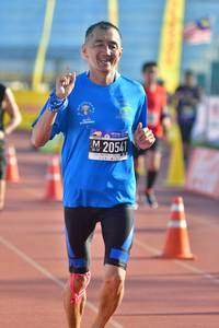 BIB: 20541
                            <button type="button" onclick="openModal(3552962)" class="btn btn-primary btn-sm float-right btn-popup" data-toggle="modal" data-target=".modal-high-quality">
                        <i class="fas fa-shopping-cart"></i> Add to Cart
                    </button>
                                            <button type="button" onclick="isThisMe(3552962, true)" class="btn btn-success btn-sm float-right btn-popup btn-isme hidden" data-toggle="tooltip" data-placement="bottom" title="นี่คือรูปของคุณใช่ไหม คลิกที่นี่เพื่อเอาเข้าอัลบั้ม">
                        <i class="fas fa-plus"></i> Add to album
                    </button>
                    <button type="button" onclick="isThisMe(3552962, false)" class="btn btn-warning btn-sm float-right btn-popup btn-isnotme hidden">
                        <i class="fas fa-ban"></i> Remove from album
                    </button>