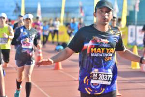 BIB: 2037
                            <button type="button" onclick="openModal(3553006)" class="btn btn-primary btn-sm float-right btn-popup" data-toggle="modal" data-target=".modal-high-quality">
                        <i class="fas fa-shopping-cart"></i> Add to Cart
                    </button>
                                            <button type="button" onclick="isThisMe(3553006, true)" class="btn btn-success btn-sm float-right btn-popup btn-isme hidden" data-toggle="tooltip" data-placement="bottom" title="นี่คือรูปของคุณใช่ไหม คลิกที่นี่เพื่อเอาเข้าอัลบั้ม">
                        <i class="fas fa-plus"></i> Add to album
                    </button>
                    <button type="button" onclick="isThisMe(3553006, false)" class="btn btn-warning btn-sm float-right btn-popup btn-isnotme hidden">
                        <i class="fas fa-ban"></i> Remove from album
                    </button>