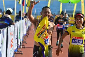 BIB: 430
                            <button type="button" onclick="openModal(3555385)" class="btn btn-primary btn-sm float-right btn-popup" data-toggle="modal" data-target=".modal-high-quality">
                        <i class="fas fa-shopping-cart"></i> Add to Cart
                    </button>
                                            <button type="button" onclick="isThisMe(3555385, true)" class="btn btn-success btn-sm float-right btn-popup btn-isme hidden" data-toggle="tooltip" data-placement="bottom" title="นี่คือรูปของคุณใช่ไหม คลิกที่นี่เพื่อเอาเข้าอัลบั้ม">
                        <i class="fas fa-plus"></i> Add to album
                    </button>
                    <button type="button" onclick="isThisMe(3555385, false)" class="btn btn-warning btn-sm float-right btn-popup btn-isnotme hidden">
                        <i class="fas fa-ban"></i> Remove from album
                    </button>