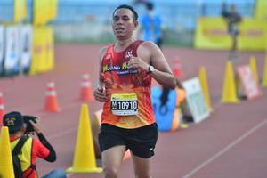 BIB: 10910
                            <button type="button" onclick="openModal(3532921)" class="btn btn-primary btn-sm float-right btn-popup" data-toggle="modal" data-target=".modal-high-quality">
                        <i class="fas fa-shopping-cart"></i> Add to Cart
                    </button>
                                            <button type="button" onclick="isThisMe(3532921, true)" class="btn btn-success btn-sm float-right btn-popup btn-isme hidden" data-toggle="tooltip" data-placement="bottom" title="นี่คือรูปของคุณใช่ไหม คลิกที่นี่เพื่อเอาเข้าอัลบั้ม">
                        <i class="fas fa-plus"></i> Add to album
                    </button>
                    <button type="button" onclick="isThisMe(3532921, false)" class="btn btn-warning btn-sm float-right btn-popup btn-isnotme hidden">
                        <i class="fas fa-ban"></i> Remove from album
                    </button>