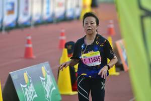 BIB: 11655
                            <button type="button" onclick="openModal(3532745)" class="btn btn-primary btn-sm float-right btn-popup" data-toggle="modal" data-target=".modal-high-quality">
                        <i class="fas fa-shopping-cart"></i> Add to Cart
                    </button>
                                            <button type="button" onclick="isThisMe(3532745, true)" class="btn btn-success btn-sm float-right btn-popup btn-isme hidden" data-toggle="tooltip" data-placement="bottom" title="นี่คือรูปของคุณใช่ไหม คลิกที่นี่เพื่อเอาเข้าอัลบั้ม">
                        <i class="fas fa-plus"></i> Add to album
                    </button>
                    <button type="button" onclick="isThisMe(3532745, false)" class="btn btn-warning btn-sm float-right btn-popup btn-isnotme hidden">
                        <i class="fas fa-ban"></i> Remove from album
                    </button>