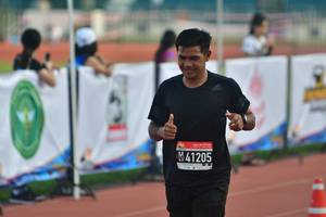 BIB: 41205
                            <button type="button" onclick="openModal(3532276)" class="btn btn-primary btn-sm float-right btn-popup" data-toggle="modal" data-target=".modal-high-quality">
                        <i class="fas fa-shopping-cart"></i> Add to Cart
                    </button>
                                            <button type="button" onclick="isThisMe(3532276, true)" class="btn btn-success btn-sm float-right btn-popup btn-isme hidden" data-toggle="tooltip" data-placement="bottom" title="นี่คือรูปของคุณใช่ไหม คลิกที่นี่เพื่อเอาเข้าอัลบั้ม">
                        <i class="fas fa-plus"></i> Add to album
                    </button>
                    <button type="button" onclick="isThisMe(3532276, false)" class="btn btn-warning btn-sm float-right btn-popup btn-isnotme hidden">
                        <i class="fas fa-ban"></i> Remove from album
                    </button>