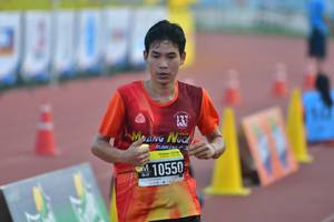 BIB: 10550
                            <button type="button" onclick="openModal(3532871)" class="btn btn-primary btn-sm float-right btn-popup" data-toggle="modal" data-target=".modal-high-quality">
                        <i class="fas fa-shopping-cart"></i> Add to Cart
                    </button>
                                            <button type="button" onclick="isThisMe(3532871, true)" class="btn btn-success btn-sm float-right btn-popup btn-isme hidden" data-toggle="tooltip" data-placement="bottom" title="นี่คือรูปของคุณใช่ไหม คลิกที่นี่เพื่อเอาเข้าอัลบั้ม">
                        <i class="fas fa-plus"></i> Add to album
                    </button>
                    <button type="button" onclick="isThisMe(3532871, false)" class="btn btn-warning btn-sm float-right btn-popup btn-isnotme hidden">
                        <i class="fas fa-ban"></i> Remove from album
                    </button>