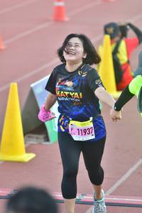 BIB: 11937
                            <button type="button" onclick="openModal(3543527)" class="btn btn-primary btn-sm float-right btn-popup" data-toggle="modal" data-target=".modal-high-quality">
                        <i class="fas fa-shopping-cart"></i> Add to Cart
                    </button>
                                            <button type="button" onclick="isThisMe(3543527, true)" class="btn btn-success btn-sm float-right btn-popup btn-isme hidden" data-toggle="tooltip" data-placement="bottom" title="นี่คือรูปของคุณใช่ไหม คลิกที่นี่เพื่อเอาเข้าอัลบั้ม">
                        <i class="fas fa-plus"></i> Add to album
                    </button>
                    <button type="button" onclick="isThisMe(3543527, false)" class="btn btn-warning btn-sm float-right btn-popup btn-isnotme hidden">
                        <i class="fas fa-ban"></i> Remove from album
                    </button>