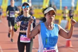 BIB: 2202
                            <button type="button" onclick="openModal(3567081)" class="btn btn-primary btn-sm float-right btn-popup" data-toggle="modal" data-target=".modal-high-quality">
                        <i class="fas fa-shopping-cart"></i> Add to Cart
                    </button>
                                            <button type="button" onclick="isThisMe(3567081, true)" class="btn btn-success btn-sm float-right btn-popup btn-isme hidden" data-toggle="tooltip" data-placement="bottom" title="นี่คือรูปของคุณใช่ไหม คลิกที่นี่เพื่อเอาเข้าอัลบั้ม">
                        <i class="fas fa-plus"></i> Add to album
                    </button>
                    <button type="button" onclick="isThisMe(3567081, false)" class="btn btn-warning btn-sm float-right btn-popup btn-isnotme hidden">
                        <i class="fas fa-ban"></i> Remove from album
                    </button>