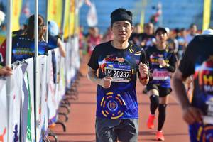 BIB: 20337
                            <button type="button" onclick="openModal(3554452)" class="btn btn-primary btn-sm float-right btn-popup" data-toggle="modal" data-target=".modal-high-quality">
                        <i class="fas fa-shopping-cart"></i> Add to Cart
                    </button>
                                            <button type="button" onclick="isThisMe(3554452, true)" class="btn btn-success btn-sm float-right btn-popup btn-isme hidden" data-toggle="tooltip" data-placement="bottom" title="นี่คือรูปของคุณใช่ไหม คลิกที่นี่เพื่อเอาเข้าอัลบั้ม">
                        <i class="fas fa-plus"></i> Add to album
                    </button>
                    <button type="button" onclick="isThisMe(3554452, false)" class="btn btn-warning btn-sm float-right btn-popup btn-isnotme hidden">
                        <i class="fas fa-ban"></i> Remove from album
                    </button>