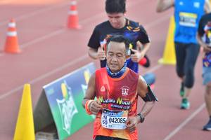 BIB: 04208
                            <button type="button" onclick="openModal(3537531)" class="btn btn-primary btn-sm float-right btn-popup" data-toggle="modal" data-target=".modal-high-quality">
                        <i class="fas fa-shopping-cart"></i> Add to Cart
                    </button>
                                            <button type="button" onclick="isThisMe(3537531, true)" class="btn btn-success btn-sm float-right btn-popup btn-isme hidden" data-toggle="tooltip" data-placement="bottom" title="นี่คือรูปของคุณใช่ไหม คลิกที่นี่เพื่อเอาเข้าอัลบั้ม">
                        <i class="fas fa-plus"></i> Add to album
                    </button>
                    <button type="button" onclick="isThisMe(3537531, false)" class="btn btn-warning btn-sm float-right btn-popup btn-isnotme hidden">
                        <i class="fas fa-ban"></i> Remove from album
                    </button>