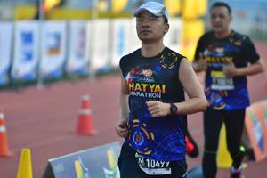 BIB: 10471
                            <button type="button" onclick="openModal(3538815)" class="btn btn-primary btn-sm float-right btn-popup" data-toggle="modal" data-target=".modal-high-quality">
                        <i class="fas fa-shopping-cart"></i> Add to Cart
                    </button>
                                            <button type="button" onclick="isThisMe(3538815, true)" class="btn btn-success btn-sm float-right btn-popup btn-isme hidden" data-toggle="tooltip" data-placement="bottom" title="นี่คือรูปของคุณใช่ไหม คลิกที่นี่เพื่อเอาเข้าอัลบั้ม">
                        <i class="fas fa-plus"></i> Add to album
                    </button>
                    <button type="button" onclick="isThisMe(3538815, false)" class="btn btn-warning btn-sm float-right btn-popup btn-isnotme hidden">
                        <i class="fas fa-ban"></i> Remove from album
                    </button>