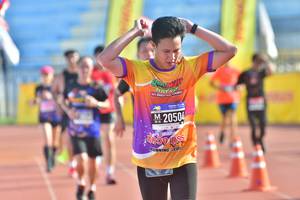 BIB: 20504
                            <button type="button" onclick="openModal(3570216)" class="btn btn-primary btn-sm float-right btn-popup" data-toggle="modal" data-target=".modal-high-quality">
                        <i class="fas fa-shopping-cart"></i> Add to Cart
                    </button>
                                            <button type="button" onclick="isThisMe(3570216, true)" class="btn btn-success btn-sm float-right btn-popup btn-isme hidden" data-toggle="tooltip" data-placement="bottom" title="นี่คือรูปของคุณใช่ไหม คลิกที่นี่เพื่อเอาเข้าอัลบั้ม">
                        <i class="fas fa-plus"></i> Add to album
                    </button>
                    <button type="button" onclick="isThisMe(3570216, false)" class="btn btn-warning btn-sm float-right btn-popup btn-isnotme hidden">
                        <i class="fas fa-ban"></i> Remove from album
                    </button>