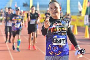 BIB: 201, 21661
                            <button type="button" onclick="openModal(3554966)" class="btn btn-primary btn-sm float-right btn-popup" data-toggle="modal" data-target=".modal-high-quality">
                        <i class="fas fa-shopping-cart"></i> Add to Cart
                    </button>
                                            <button type="button" onclick="isThisMe(3554966, true)" class="btn btn-success btn-sm float-right btn-popup btn-isme hidden" data-toggle="tooltip" data-placement="bottom" title="นี่คือรูปของคุณใช่ไหม คลิกที่นี่เพื่อเอาเข้าอัลบั้ม">
                        <i class="fas fa-plus"></i> Add to album
                    </button>
                    <button type="button" onclick="isThisMe(3554966, false)" class="btn btn-warning btn-sm float-right btn-popup btn-isnotme hidden">
                        <i class="fas fa-ban"></i> Remove from album
                    </button>