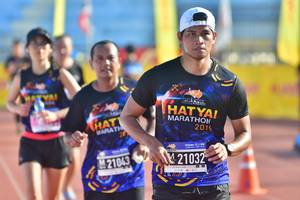 BIB: 201, 21032
                            <button type="button" onclick="openModal(3558271)" class="btn btn-primary btn-sm float-right btn-popup" data-toggle="modal" data-target=".modal-high-quality">
                        <i class="fas fa-shopping-cart"></i> Add to Cart
                    </button>
                                            <button type="button" onclick="isThisMe(3558271, true)" class="btn btn-success btn-sm float-right btn-popup btn-isme hidden" data-toggle="tooltip" data-placement="bottom" title="นี่คือรูปของคุณใช่ไหม คลิกที่นี่เพื่อเอาเข้าอัลบั้ม">
                        <i class="fas fa-plus"></i> Add to album
                    </button>
                    <button type="button" onclick="isThisMe(3558271, false)" class="btn btn-warning btn-sm float-right btn-popup btn-isnotme hidden">
                        <i class="fas fa-ban"></i> Remove from album
                    </button>