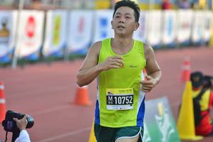 BIB: 10752
                            <button type="button" onclick="openModal(3537051)" class="btn btn-primary btn-sm float-right btn-popup" data-toggle="modal" data-target=".modal-high-quality">
                        <i class="fas fa-shopping-cart"></i> Add to Cart
                    </button>
                                            <button type="button" onclick="isThisMe(3537051, true)" class="btn btn-success btn-sm float-right btn-popup btn-isme hidden" data-toggle="tooltip" data-placement="bottom" title="นี่คือรูปของคุณใช่ไหม คลิกที่นี่เพื่อเอาเข้าอัลบั้ม">
                        <i class="fas fa-plus"></i> Add to album
                    </button>
                    <button type="button" onclick="isThisMe(3537051, false)" class="btn btn-warning btn-sm float-right btn-popup btn-isnotme hidden">
                        <i class="fas fa-ban"></i> Remove from album
                    </button>