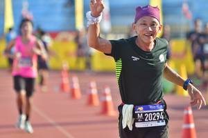 BIB: 20294
                            <button type="button" onclick="openModal(3550325)" class="btn btn-primary btn-sm float-right btn-popup" data-toggle="modal" data-target=".modal-high-quality">
                        <i class="fas fa-shopping-cart"></i> Add to Cart
                    </button>
                                            <button type="button" onclick="isThisMe(3550325, true)" class="btn btn-success btn-sm float-right btn-popup btn-isme hidden" data-toggle="tooltip" data-placement="bottom" title="นี่คือรูปของคุณใช่ไหม คลิกที่นี่เพื่อเอาเข้าอัลบั้ม">
                        <i class="fas fa-plus"></i> Add to album
                    </button>
                    <button type="button" onclick="isThisMe(3550325, false)" class="btn btn-warning btn-sm float-right btn-popup btn-isnotme hidden">
                        <i class="fas fa-ban"></i> Remove from album
                    </button>