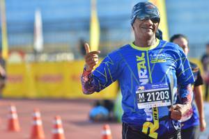 BIB: 21203
                            <button type="button" onclick="openModal(3555116)" class="btn btn-primary btn-sm float-right btn-popup" data-toggle="modal" data-target=".modal-high-quality">
                        <i class="fas fa-shopping-cart"></i> Add to Cart
                    </button>
                                            <button type="button" onclick="isThisMe(3555116, true)" class="btn btn-success btn-sm float-right btn-popup btn-isme hidden" data-toggle="tooltip" data-placement="bottom" title="นี่คือรูปของคุณใช่ไหม คลิกที่นี่เพื่อเอาเข้าอัลบั้ม">
                        <i class="fas fa-plus"></i> Add to album
                    </button>
                    <button type="button" onclick="isThisMe(3555116, false)" class="btn btn-warning btn-sm float-right btn-popup btn-isnotme hidden">
                        <i class="fas fa-ban"></i> Remove from album
                    </button>