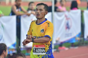 BIB: 40864
                            <button type="button" onclick="openModal(3534566)" class="btn btn-primary btn-sm float-right btn-popup" data-toggle="modal" data-target=".modal-high-quality">
                        <i class="fas fa-shopping-cart"></i> Add to Cart
                    </button>
                                            <button type="button" onclick="isThisMe(3534566, true)" class="btn btn-success btn-sm float-right btn-popup btn-isme hidden" data-toggle="tooltip" data-placement="bottom" title="นี่คือรูปของคุณใช่ไหม คลิกที่นี่เพื่อเอาเข้าอัลบั้ม">
                        <i class="fas fa-plus"></i> Add to album
                    </button>
                    <button type="button" onclick="isThisMe(3534566, false)" class="btn btn-warning btn-sm float-right btn-popup btn-isnotme hidden">
                        <i class="fas fa-ban"></i> Remove from album
                    </button>