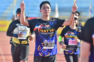 BIB: 201, 223, 20365
                            <button type="button" onclick="openModal(3572687)" class="btn btn-primary btn-sm float-right btn-popup" data-toggle="modal" data-target=".modal-high-quality">
                        <i class="fas fa-shopping-cart"></i> Add to Cart
                    </button>
                                            <button type="button" onclick="isThisMe(3572687, true)" class="btn btn-success btn-sm float-right btn-popup btn-isme hidden" data-toggle="tooltip" data-placement="bottom" title="นี่คือรูปของคุณใช่ไหม คลิกที่นี่เพื่อเอาเข้าอัลบั้ม">
                        <i class="fas fa-plus"></i> Add to album
                    </button>
                    <button type="button" onclick="isThisMe(3572687, false)" class="btn btn-warning btn-sm float-right btn-popup btn-isnotme hidden">
                        <i class="fas fa-ban"></i> Remove from album
                    </button>