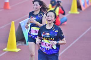 BIB: 126, 1175
                            <button type="button" onclick="openModal(3538060)" class="btn btn-primary btn-sm float-right btn-popup" data-toggle="modal" data-target=".modal-high-quality">
                        <i class="fas fa-shopping-cart"></i> Add to Cart
                    </button>
                                            <button type="button" onclick="isThisMe(3538060, true)" class="btn btn-success btn-sm float-right btn-popup btn-isme hidden" data-toggle="tooltip" data-placement="bottom" title="นี่คือรูปของคุณใช่ไหม คลิกที่นี่เพื่อเอาเข้าอัลบั้ม">
                        <i class="fas fa-plus"></i> Add to album
                    </button>
                    <button type="button" onclick="isThisMe(3538060, false)" class="btn btn-warning btn-sm float-right btn-popup btn-isnotme hidden">
                        <i class="fas fa-ban"></i> Remove from album
                    </button>