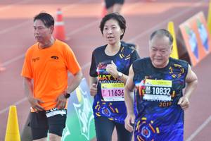 BIB: 10832, 2019
                            <button type="button" onclick="openModal(3546444)" class="btn btn-primary btn-sm float-right btn-popup" data-toggle="modal" data-target=".modal-high-quality">
                        <i class="fas fa-shopping-cart"></i> Add to Cart
                    </button>
                                            <button type="button" onclick="isThisMe(3546444, true)" class="btn btn-success btn-sm float-right btn-popup btn-isme hidden" data-toggle="tooltip" data-placement="bottom" title="นี่คือรูปของคุณใช่ไหม คลิกที่นี่เพื่อเอาเข้าอัลบั้ม">
                        <i class="fas fa-plus"></i> Add to album
                    </button>
                    <button type="button" onclick="isThisMe(3546444, false)" class="btn btn-warning btn-sm float-right btn-popup btn-isnotme hidden">
                        <i class="fas fa-ban"></i> Remove from album
                    </button>