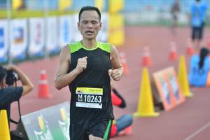 BIB: 10263
                            <button type="button" onclick="openModal(3534592)" class="btn btn-primary btn-sm float-right btn-popup" data-toggle="modal" data-target=".modal-high-quality">
                        <i class="fas fa-shopping-cart"></i> Add to Cart
                    </button>
                                            <button type="button" onclick="isThisMe(3534592, true)" class="btn btn-success btn-sm float-right btn-popup btn-isme hidden" data-toggle="tooltip" data-placement="bottom" title="นี่คือรูปของคุณใช่ไหม คลิกที่นี่เพื่อเอาเข้าอัลบั้ม">
                        <i class="fas fa-plus"></i> Add to album
                    </button>
                    <button type="button" onclick="isThisMe(3534592, false)" class="btn btn-warning btn-sm float-right btn-popup btn-isnotme hidden">
                        <i class="fas fa-ban"></i> Remove from album
                    </button>