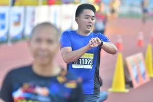 BIB: 11093
                            <button type="button" onclick="openModal(3536398)" class="btn btn-primary btn-sm float-right btn-popup" data-toggle="modal" data-target=".modal-high-quality">
                        <i class="fas fa-shopping-cart"></i> Add to Cart
                    </button>
                                            <button type="button" onclick="isThisMe(3536398, true)" class="btn btn-success btn-sm float-right btn-popup btn-isme hidden" data-toggle="tooltip" data-placement="bottom" title="นี่คือรูปของคุณใช่ไหม คลิกที่นี่เพื่อเอาเข้าอัลบั้ม">
                        <i class="fas fa-plus"></i> Add to album
                    </button>
                    <button type="button" onclick="isThisMe(3536398, false)" class="btn btn-warning btn-sm float-right btn-popup btn-isnotme hidden">
                        <i class="fas fa-ban"></i> Remove from album
                    </button>