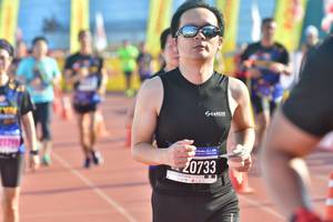 BIB: 0733
                            <button type="button" onclick="openModal(3553425)" class="btn btn-primary btn-sm float-right btn-popup" data-toggle="modal" data-target=".modal-high-quality">
                        <i class="fas fa-shopping-cart"></i> Add to Cart
                    </button>
                                            <button type="button" onclick="isThisMe(3553425, true)" class="btn btn-success btn-sm float-right btn-popup btn-isme hidden" data-toggle="tooltip" data-placement="bottom" title="นี่คือรูปของคุณใช่ไหม คลิกที่นี่เพื่อเอาเข้าอัลบั้ม">
                        <i class="fas fa-plus"></i> Add to album
                    </button>
                    <button type="button" onclick="isThisMe(3553425, false)" class="btn btn-warning btn-sm float-right btn-popup btn-isnotme hidden">
                        <i class="fas fa-ban"></i> Remove from album
                    </button>