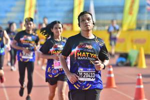 BIB: 20433
                            <button type="button" onclick="openModal(3573072)" class="btn btn-primary btn-sm float-right btn-popup" data-toggle="modal" data-target=".modal-high-quality">
                        <i class="fas fa-shopping-cart"></i> Add to Cart
                    </button>
                                            <button type="button" onclick="isThisMe(3573072, true)" class="btn btn-success btn-sm float-right btn-popup btn-isme hidden" data-toggle="tooltip" data-placement="bottom" title="นี่คือรูปของคุณใช่ไหม คลิกที่นี่เพื่อเอาเข้าอัลบั้ม">
                        <i class="fas fa-plus"></i> Add to album
                    </button>
                    <button type="button" onclick="isThisMe(3573072, false)" class="btn btn-warning btn-sm float-right btn-popup btn-isnotme hidden">
                        <i class="fas fa-ban"></i> Remove from album
                    </button>