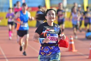 BIB: 2227
                            <button type="button" onclick="openModal(3556108)" class="btn btn-primary btn-sm float-right btn-popup" data-toggle="modal" data-target=".modal-high-quality">
                        <i class="fas fa-shopping-cart"></i> Add to Cart
                    </button>
                                            <button type="button" onclick="isThisMe(3556108, true)" class="btn btn-success btn-sm float-right btn-popup btn-isme hidden" data-toggle="tooltip" data-placement="bottom" title="นี่คือรูปของคุณใช่ไหม คลิกที่นี่เพื่อเอาเข้าอัลบั้ม">
                        <i class="fas fa-plus"></i> Add to album
                    </button>
                    <button type="button" onclick="isThisMe(3556108, false)" class="btn btn-warning btn-sm float-right btn-popup btn-isnotme hidden">
                        <i class="fas fa-ban"></i> Remove from album
                    </button>