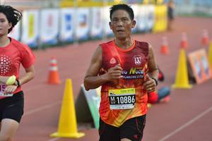 BIB: 10886
                            <button type="button" onclick="openModal(3532763)" class="btn btn-primary btn-sm float-right btn-popup" data-toggle="modal" data-target=".modal-high-quality">
                        <i class="fas fa-shopping-cart"></i> Add to Cart
                    </button>
                                            <button type="button" onclick="isThisMe(3532763, true)" class="btn btn-success btn-sm float-right btn-popup btn-isme hidden" data-toggle="tooltip" data-placement="bottom" title="นี่คือรูปของคุณใช่ไหม คลิกที่นี่เพื่อเอาเข้าอัลบั้ม">
                        <i class="fas fa-plus"></i> Add to album
                    </button>
                    <button type="button" onclick="isThisMe(3532763, false)" class="btn btn-warning btn-sm float-right btn-popup btn-isnotme hidden">
                        <i class="fas fa-ban"></i> Remove from album
                    </button>