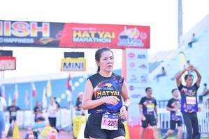 BIB: 220
                            <button type="button" onclick="openModal(3545193)" class="btn btn-primary btn-sm float-right btn-popup" data-toggle="modal" data-target=".modal-high-quality">
                        <i class="fas fa-shopping-cart"></i> Add to Cart
                    </button>
                                            <button type="button" onclick="isThisMe(3545193, true)" class="btn btn-success btn-sm float-right btn-popup btn-isme hidden" data-toggle="tooltip" data-placement="bottom" title="นี่คือรูปของคุณใช่ไหม คลิกที่นี่เพื่อเอาเข้าอัลบั้ม">
                        <i class="fas fa-plus"></i> Add to album
                    </button>
                    <button type="button" onclick="isThisMe(3545193, false)" class="btn btn-warning btn-sm float-right btn-popup btn-isnotme hidden">
                        <i class="fas fa-ban"></i> Remove from album
                    </button>