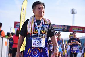 BIB: 04213
                            <button type="button" onclick="openModal(3587170)" class="btn btn-primary btn-sm float-right btn-popup" data-toggle="modal" data-target=".modal-high-quality">
                        <i class="fas fa-shopping-cart"></i> Add to Cart
                    </button>
                                            <button type="button" onclick="isThisMe(3587170, true)" class="btn btn-success btn-sm float-right btn-popup btn-isme hidden" data-toggle="tooltip" data-placement="bottom" title="นี่คือรูปของคุณใช่ไหม คลิกที่นี่เพื่อเอาเข้าอัลบั้ม">
                        <i class="fas fa-plus"></i> Add to album
                    </button>
                    <button type="button" onclick="isThisMe(3587170, false)" class="btn btn-warning btn-sm float-right btn-popup btn-isnotme hidden">
                        <i class="fas fa-ban"></i> Remove from album
                    </button>