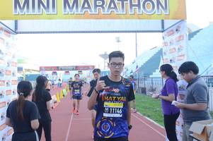 BIB: 11146
                            <button type="button" onclick="openModal(3592805)" class="btn btn-primary btn-sm float-right btn-popup" data-toggle="modal" data-target=".modal-high-quality">
                        <i class="fas fa-shopping-cart"></i> Add to Cart
                    </button>
                                            <button type="button" onclick="isThisMe(3592805, true)" class="btn btn-success btn-sm float-right btn-popup btn-isme hidden" data-toggle="tooltip" data-placement="bottom" title="นี่คือรูปของคุณใช่ไหม คลิกที่นี่เพื่อเอาเข้าอัลบั้ม">
                        <i class="fas fa-plus"></i> Add to album
                    </button>
                    <button type="button" onclick="isThisMe(3592805, false)" class="btn btn-warning btn-sm float-right btn-popup btn-isnotme hidden">
                        <i class="fas fa-ban"></i> Remove from album
                    </button>