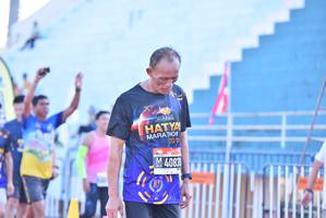 BIB: 40830
                            <button type="button" onclick="openModal(3546373)" class="btn btn-primary btn-sm float-right btn-popup" data-toggle="modal" data-target=".modal-high-quality">
                        <i class="fas fa-shopping-cart"></i> Add to Cart
                    </button>
                                            <button type="button" onclick="isThisMe(3546373, true)" class="btn btn-success btn-sm float-right btn-popup btn-isme hidden" data-toggle="tooltip" data-placement="bottom" title="นี่คือรูปของคุณใช่ไหม คลิกที่นี่เพื่อเอาเข้าอัลบั้ม">
                        <i class="fas fa-plus"></i> Add to album
                    </button>
                    <button type="button" onclick="isThisMe(3546373, false)" class="btn btn-warning btn-sm float-right btn-popup btn-isnotme hidden">
                        <i class="fas fa-ban"></i> Remove from album
                    </button>