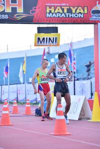 BIB: 4072
                            <button type="button" onclick="openModal(3540204)" class="btn btn-primary btn-sm float-right btn-popup" data-toggle="modal" data-target=".modal-high-quality">
                        <i class="fas fa-shopping-cart"></i> Add to Cart
                    </button>
                                            <button type="button" onclick="isThisMe(3540204, true)" class="btn btn-success btn-sm float-right btn-popup btn-isme hidden" data-toggle="tooltip" data-placement="bottom" title="นี่คือรูปของคุณใช่ไหม คลิกที่นี่เพื่อเอาเข้าอัลบั้ม">
                        <i class="fas fa-plus"></i> Add to album
                    </button>
                    <button type="button" onclick="isThisMe(3540204, false)" class="btn btn-warning btn-sm float-right btn-popup btn-isnotme hidden">
                        <i class="fas fa-ban"></i> Remove from album
                    </button>