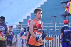 BIB: 40552
                            <button type="button" onclick="openModal(3586013)" class="btn btn-primary btn-sm float-right btn-popup" data-toggle="modal" data-target=".modal-high-quality">
                        <i class="fas fa-shopping-cart"></i> Add to Cart
                    </button>
                                            <button type="button" onclick="isThisMe(3586013, true)" class="btn btn-success btn-sm float-right btn-popup btn-isme hidden" data-toggle="tooltip" data-placement="bottom" title="นี่คือรูปของคุณใช่ไหม คลิกที่นี่เพื่อเอาเข้าอัลบั้ม">
                        <i class="fas fa-plus"></i> Add to album
                    </button>
                    <button type="button" onclick="isThisMe(3586013, false)" class="btn btn-warning btn-sm float-right btn-popup btn-isnotme hidden">
                        <i class="fas fa-ban"></i> Remove from album
                    </button>