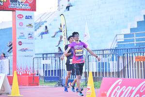 BIB: 
                            <button type="button" onclick="openModal(3543364)" class="btn btn-primary btn-sm float-right btn-popup" data-toggle="modal" data-target=".modal-high-quality">
                        <i class="fas fa-shopping-cart"></i> Add to Cart
                    </button>
                                            <button type="button" onclick="isThisMe(3543364, true)" class="btn btn-success btn-sm float-right btn-popup btn-isme hidden" data-toggle="tooltip" data-placement="bottom" title="นี่คือรูปของคุณใช่ไหม คลิกที่นี่เพื่อเอาเข้าอัลบั้ม">
                        <i class="fas fa-plus"></i> Add to album
                    </button>
                    <button type="button" onclick="isThisMe(3543364, false)" class="btn btn-warning btn-sm float-right btn-popup btn-isnotme hidden">
                        <i class="fas fa-ban"></i> Remove from album
                    </button>