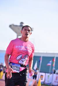 BIB: 0865
                            <button type="button" onclick="openModal(3587316)" class="btn btn-primary btn-sm float-right btn-popup" data-toggle="modal" data-target=".modal-high-quality">
                        <i class="fas fa-shopping-cart"></i> Add to Cart
                    </button>
                                            <button type="button" onclick="isThisMe(3587316, true)" class="btn btn-success btn-sm float-right btn-popup btn-isme hidden" data-toggle="tooltip" data-placement="bottom" title="นี่คือรูปของคุณใช่ไหม คลิกที่นี่เพื่อเอาเข้าอัลบั้ม">
                        <i class="fas fa-plus"></i> Add to album
                    </button>
                    <button type="button" onclick="isThisMe(3587316, false)" class="btn btn-warning btn-sm float-right btn-popup btn-isnotme hidden">
                        <i class="fas fa-ban"></i> Remove from album
                    </button>