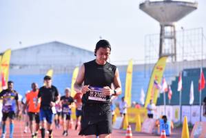 BIB: 210
                            <button type="button" onclick="openModal(3587330)" class="btn btn-primary btn-sm float-right btn-popup" data-toggle="modal" data-target=".modal-high-quality">
                        <i class="fas fa-shopping-cart"></i> Add to Cart
                    </button>
                                            <button type="button" onclick="isThisMe(3587330, true)" class="btn btn-success btn-sm float-right btn-popup btn-isme hidden" data-toggle="tooltip" data-placement="bottom" title="นี่คือรูปของคุณใช่ไหม คลิกที่นี่เพื่อเอาเข้าอัลบั้ม">
                        <i class="fas fa-plus"></i> Add to album
                    </button>
                    <button type="button" onclick="isThisMe(3587330, false)" class="btn btn-warning btn-sm float-right btn-popup btn-isnotme hidden">
                        <i class="fas fa-ban"></i> Remove from album
                    </button>