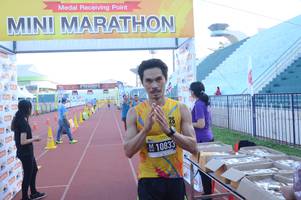 BIB: 10833
                            <button type="button" onclick="openModal(3592412)" class="btn btn-primary btn-sm float-right btn-popup" data-toggle="modal" data-target=".modal-high-quality">
                        <i class="fas fa-shopping-cart"></i> Add to Cart
                    </button>
                                            <button type="button" onclick="isThisMe(3592412, true)" class="btn btn-success btn-sm float-right btn-popup btn-isme hidden" data-toggle="tooltip" data-placement="bottom" title="นี่คือรูปของคุณใช่ไหม คลิกที่นี่เพื่อเอาเข้าอัลบั้ม">
                        <i class="fas fa-plus"></i> Add to album
                    </button>
                    <button type="button" onclick="isThisMe(3592412, false)" class="btn btn-warning btn-sm float-right btn-popup btn-isnotme hidden">
                        <i class="fas fa-ban"></i> Remove from album
                    </button>