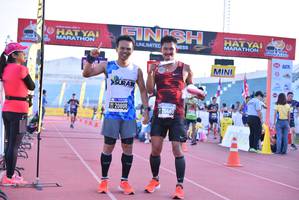 BIB: 20808
                            <button type="button" onclick="openModal(3562423)" class="btn btn-primary btn-sm float-right btn-popup" data-toggle="modal" data-target=".modal-high-quality">
                        <i class="fas fa-shopping-cart"></i> Add to Cart
                    </button>
                                            <button type="button" onclick="isThisMe(3562423, true)" class="btn btn-success btn-sm float-right btn-popup btn-isme hidden" data-toggle="tooltip" data-placement="bottom" title="นี่คือรูปของคุณใช่ไหม คลิกที่นี่เพื่อเอาเข้าอัลบั้ม">
                        <i class="fas fa-plus"></i> Add to album
                    </button>
                    <button type="button" onclick="isThisMe(3562423, false)" class="btn btn-warning btn-sm float-right btn-popup btn-isnotme hidden">
                        <i class="fas fa-ban"></i> Remove from album
                    </button>