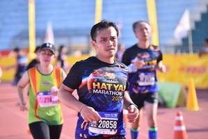 BIB: 201
                            <button type="button" onclick="openModal(3588884)" class="btn btn-primary btn-sm float-right btn-popup" data-toggle="modal" data-target=".modal-high-quality">
                        <i class="fas fa-shopping-cart"></i> Add to Cart
                    </button>
                                            <button type="button" onclick="isThisMe(3588884, true)" class="btn btn-success btn-sm float-right btn-popup btn-isme hidden" data-toggle="tooltip" data-placement="bottom" title="นี่คือรูปของคุณใช่ไหม คลิกที่นี่เพื่อเอาเข้าอัลบั้ม">
                        <i class="fas fa-plus"></i> Add to album
                    </button>
                    <button type="button" onclick="isThisMe(3588884, false)" class="btn btn-warning btn-sm float-right btn-popup btn-isnotme hidden">
                        <i class="fas fa-ban"></i> Remove from album
                    </button>