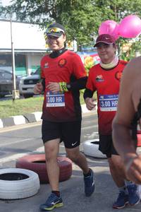 BIB: 300, 
                            <button type="button" onclick="openModal(3697227)" class="btn btn-primary btn-sm float-right btn-popup" data-toggle="modal" data-target=".modal-high-quality">
                        <i class="fas fa-shopping-cart"></i> Add to Cart
                    </button>
                                            <button type="button" onclick="isThisMe(3697227, true)" class="btn btn-success btn-sm float-right btn-popup btn-isme hidden" data-toggle="tooltip" data-placement="bottom" title="นี่คือรูปของคุณใช่ไหม คลิกที่นี่เพื่อเอาเข้าอัลบั้ม">
                        <i class="fas fa-plus"></i> Add to album
                    </button>
                    <button type="button" onclick="isThisMe(3697227, false)" class="btn btn-warning btn-sm float-right btn-popup btn-isnotme hidden">
                        <i class="fas fa-ban"></i> Remove from album
                    </button>