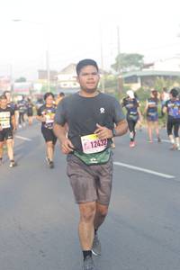 BIB: 12432
                            <button type="button" onclick="openModal(3693273)" class="btn btn-primary btn-sm float-right btn-popup" data-toggle="modal" data-target=".modal-high-quality">
                        <i class="fas fa-shopping-cart"></i> Add to Cart
                    </button>
                                            <button type="button" onclick="isThisMe(3693273, true)" class="btn btn-success btn-sm float-right btn-popup btn-isme hidden" data-toggle="tooltip" data-placement="bottom" title="นี่คือรูปของคุณใช่ไหม คลิกที่นี่เพื่อเอาเข้าอัลบั้ม">
                        <i class="fas fa-plus"></i> Add to album
                    </button>
                    <button type="button" onclick="isThisMe(3693273, false)" class="btn btn-warning btn-sm float-right btn-popup btn-isnotme hidden">
                        <i class="fas fa-ban"></i> Remove from album
                    </button>