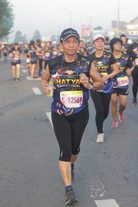 BIB: 121, 12569
                            <button type="button" onclick="openModal(3691664)" class="btn btn-primary btn-sm float-right btn-popup" data-toggle="modal" data-target=".modal-high-quality">
                        <i class="fas fa-shopping-cart"></i> Add to Cart
                    </button>
                                            <button type="button" onclick="isThisMe(3691664, true)" class="btn btn-success btn-sm float-right btn-popup btn-isme hidden" data-toggle="tooltip" data-placement="bottom" title="นี่คือรูปของคุณใช่ไหม คลิกที่นี่เพื่อเอาเข้าอัลบั้ม">
                        <i class="fas fa-plus"></i> Add to album
                    </button>
                    <button type="button" onclick="isThisMe(3691664, false)" class="btn btn-warning btn-sm float-right btn-popup btn-isnotme hidden">
                        <i class="fas fa-ban"></i> Remove from album
                    </button>