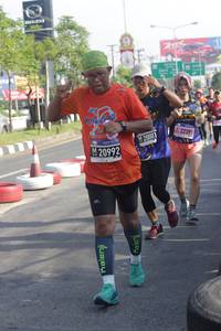 BIB: 
                            <button type="button" onclick="openModal(3671399)" class="btn btn-primary btn-sm float-right btn-popup" data-toggle="modal" data-target=".modal-high-quality">
                        <i class="fas fa-shopping-cart"></i> Add to Cart
                    </button>
                                            <button type="button" onclick="isThisMe(3671399, true)" class="btn btn-success btn-sm float-right btn-popup btn-isme hidden" data-toggle="tooltip" data-placement="bottom" title="นี่คือรูปของคุณใช่ไหม คลิกที่นี่เพื่อเอาเข้าอัลบั้ม">
                        <i class="fas fa-plus"></i> Add to album
                    </button>
                    <button type="button" onclick="isThisMe(3671399, false)" class="btn btn-warning btn-sm float-right btn-popup btn-isnotme hidden">
                        <i class="fas fa-ban"></i> Remove from album
                    </button>