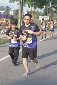 BIB: 10756, 1198
                            <button type="button" onclick="openModal(3695318)" class="btn btn-primary btn-sm float-right btn-popup" data-toggle="modal" data-target=".modal-high-quality">
                        <i class="fas fa-shopping-cart"></i> Add to Cart
                    </button>
                                            <button type="button" onclick="isThisMe(3695318, true)" class="btn btn-success btn-sm float-right btn-popup btn-isme hidden" data-toggle="tooltip" data-placement="bottom" title="นี่คือรูปของคุณใช่ไหม คลิกที่นี่เพื่อเอาเข้าอัลบั้ม">
                        <i class="fas fa-plus"></i> Add to album
                    </button>
                    <button type="button" onclick="isThisMe(3695318, false)" class="btn btn-warning btn-sm float-right btn-popup btn-isnotme hidden">
                        <i class="fas fa-ban"></i> Remove from album
                    </button>