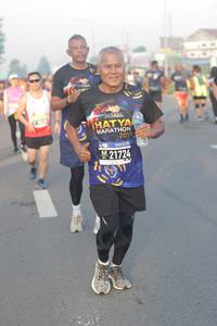 BIB: 2019, 21724
                            <button type="button" onclick="openModal(3691944)" class="btn btn-primary btn-sm float-right btn-popup" data-toggle="modal" data-target=".modal-high-quality">
                        <i class="fas fa-shopping-cart"></i> Add to Cart
                    </button>
                                            <button type="button" onclick="isThisMe(3691944, true)" class="btn btn-success btn-sm float-right btn-popup btn-isme hidden" data-toggle="tooltip" data-placement="bottom" title="นี่คือรูปของคุณใช่ไหม คลิกที่นี่เพื่อเอาเข้าอัลบั้ม">
                        <i class="fas fa-plus"></i> Add to album
                    </button>
                    <button type="button" onclick="isThisMe(3691944, false)" class="btn btn-warning btn-sm float-right btn-popup btn-isnotme hidden">
                        <i class="fas fa-ban"></i> Remove from album
                    </button>